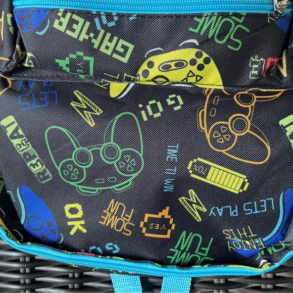 Backpack video game controller pattern - Picture 5 of 8
